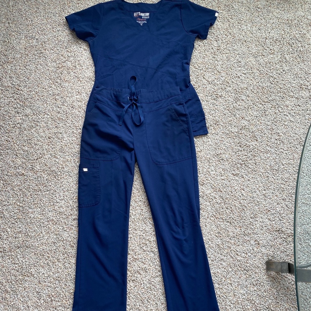 Greys Anatomy Navy Scrub Set size XS